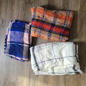 Set of 3 Blanket Scarves